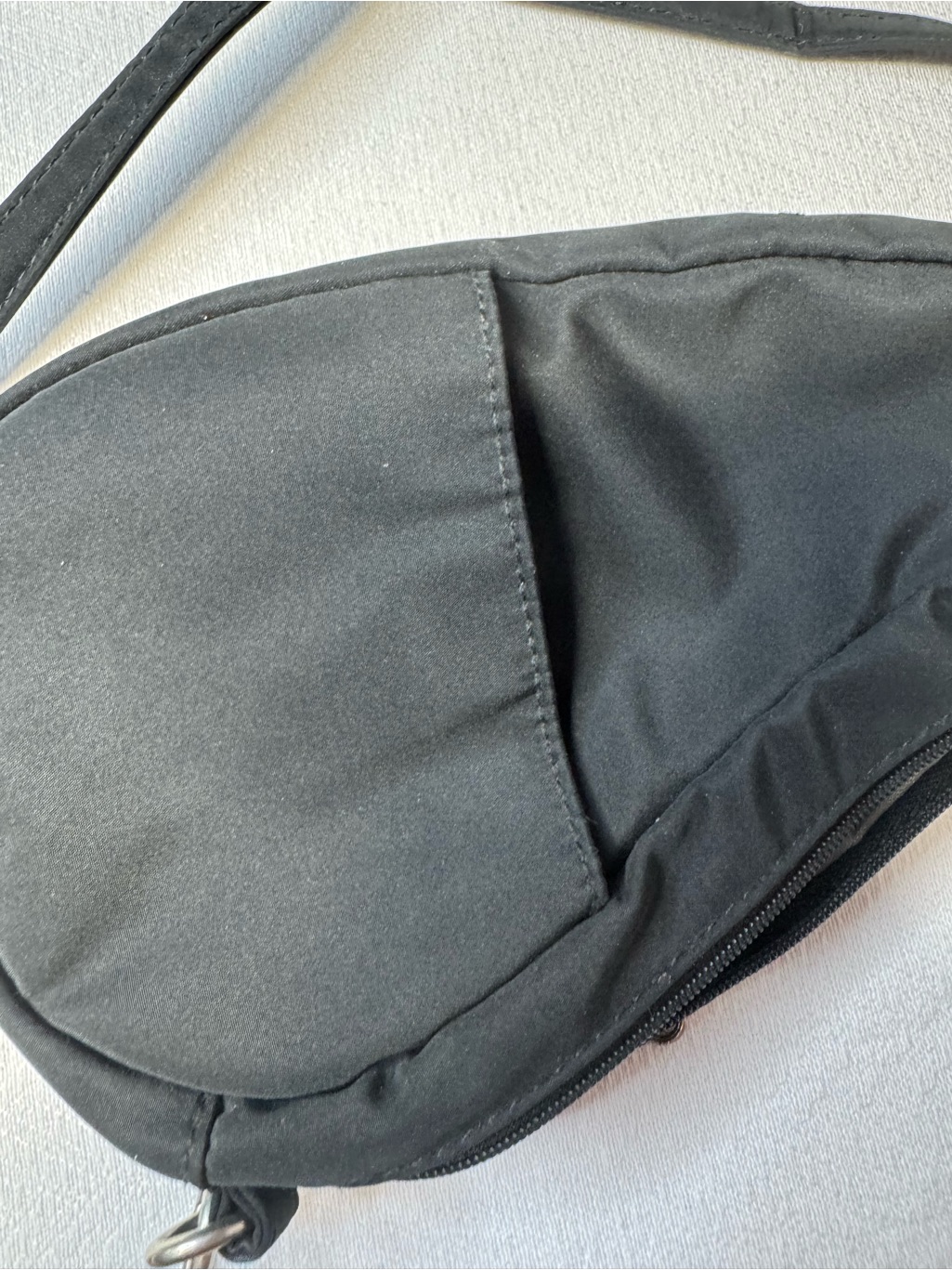 Ameribag Black Crossbody Sling Bag Travel Bag — image 5 of 8